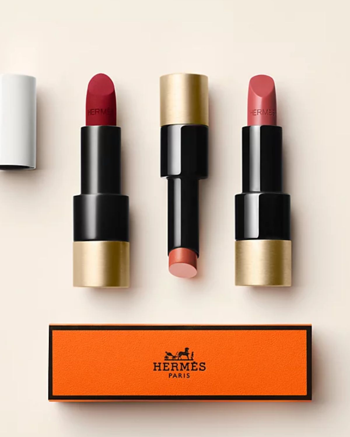 05 Rouge Rouge Brillant Silky : les ateliers Beauté Hermès imposent leur « Rouge ...